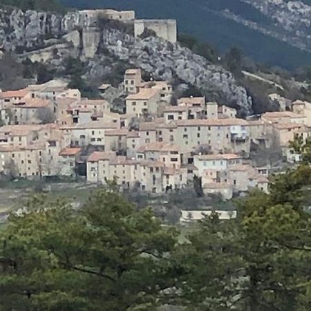 Le Petit Saint Clair Apartamento Trigance Exterior foto